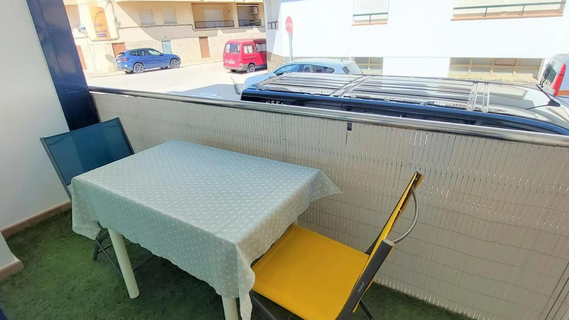 公寓 Apartamento En Llanca: 2 Habitaciones, Terraza, Frente A La Playa Del Port, ¡Mascotas Bienvenidas! - Es-170-78